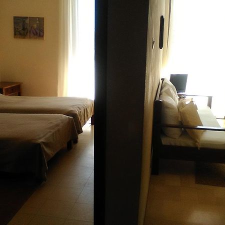 Aparthotel Iliahtides 아마린토스 외부 사진